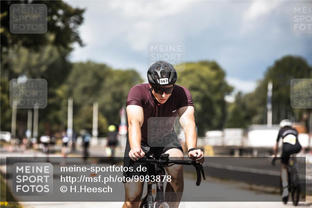 16.08.2026 - KN Förde Triathlon 2026 H.Heesch http://msf.ph/oto/9983878 16.08.2026 12:56:13 Radfahren 512, 567, 573, 585 meine-sportfotos.de