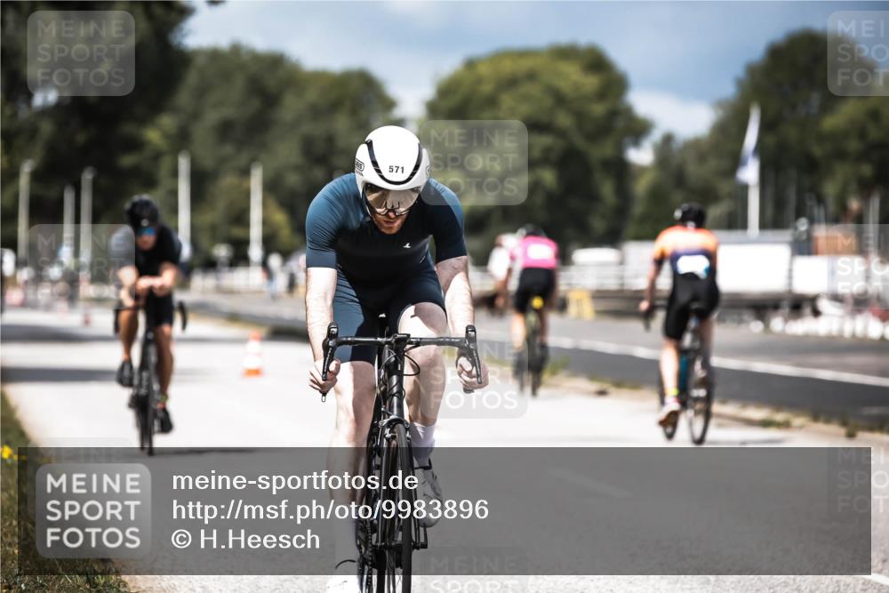 16.08.2026 - KN Förde Triathlon 2026 H.Heesch http://msf.ph/oto/9983896 16.08.2026 12:56:28 Radfahren 508, 528, 540, 571, 584, 611, 715 meine-sportfotos.de