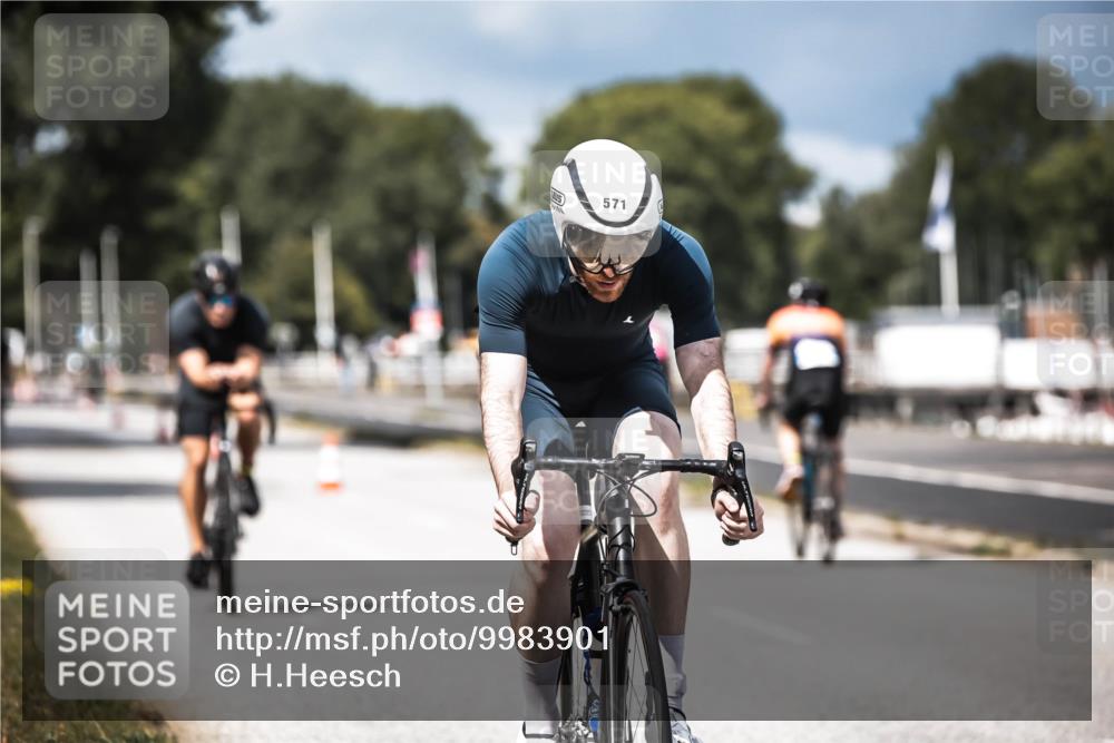 16.08.2026 - KN Förde Triathlon 2026 H.Heesch http://msf.ph/oto/9983901 16.08.2026 12:56:28 Radfahren 508, 528, 540, 571, 584, 611, 715 meine-sportfotos.de