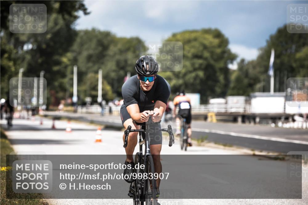 16.08.2026 - KN Förde Triathlon 2026 H.Heesch http://msf.ph/oto/9983907 16.08.2026 12:56:29 Radfahren 508, 528, 540, 571, 584, 611, 715 meine-sportfotos.de