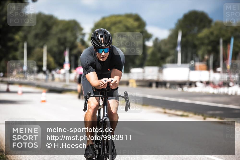 16.08.2026 - KN Förde Triathlon 2026 H.Heesch http://msf.ph/oto/9983911 16.08.2026 12:56:29 Radfahren 508, 528, 540, 571, 584, 611, 715 meine-sportfotos.de