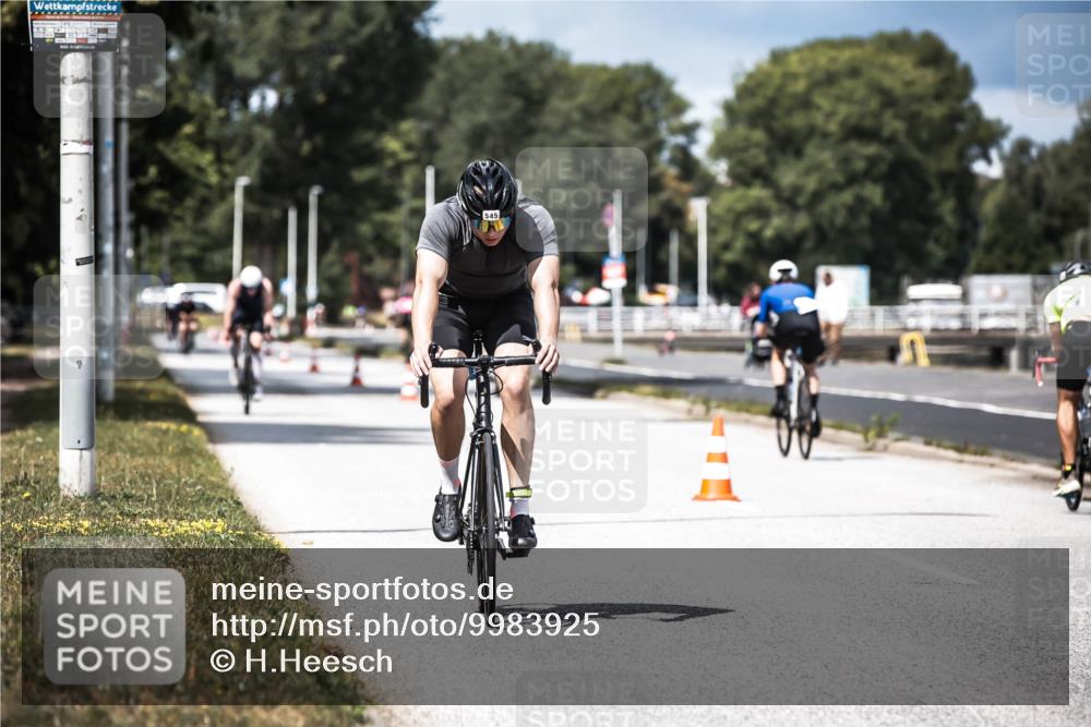 16.08.2026 - KN Förde Triathlon 2026 H.Heesch http://msf.ph/oto/9983925 16.08.2026 12:56:36 Radfahren 545, 725 meine-sportfotos.de