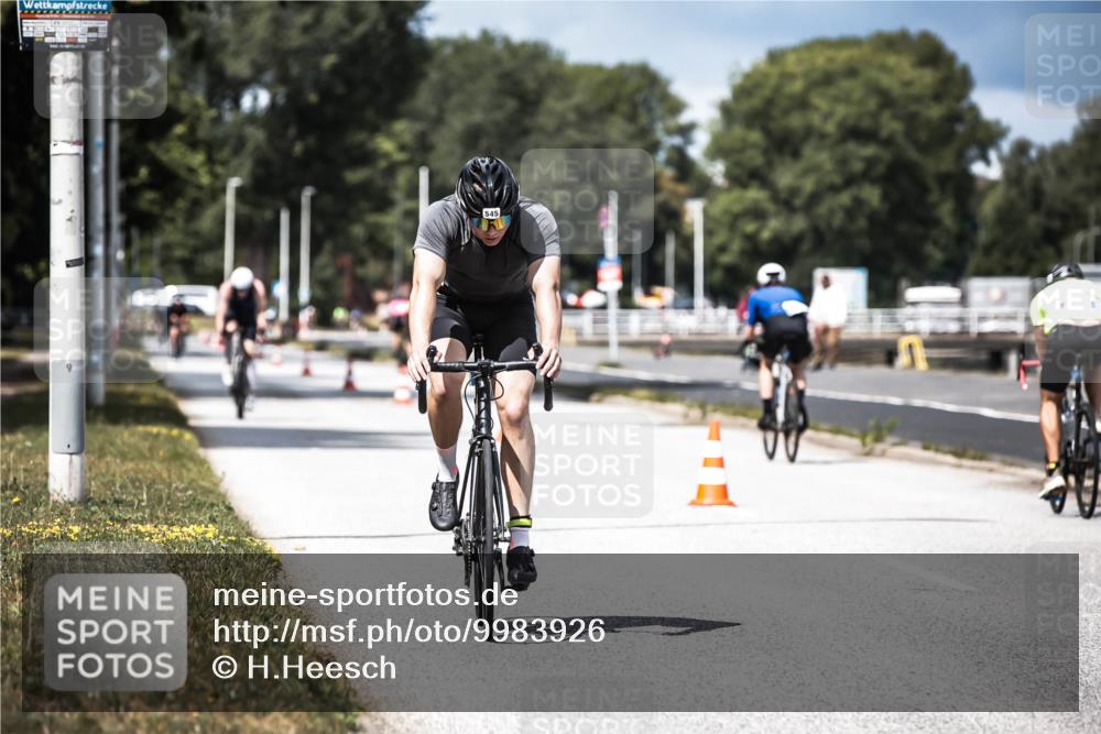 16.08.2026 - KN Förde Triathlon 2026 H.Heesch http://msf.ph/oto/9983926 16.08.2026 12:56:37 Radfahren 518, 545, 718, 723, 725 meine-sportfotos.de