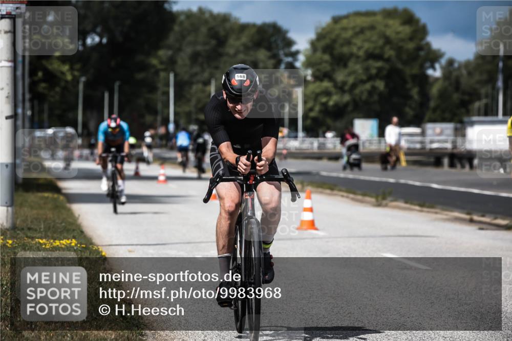 16.08.2026 - KN Förde Triathlon 2026 H.Heesch http://msf.ph/oto/9983968 16.08.2026 12:56:48 Radfahren 539, 568, 612 meine-sportfotos.de