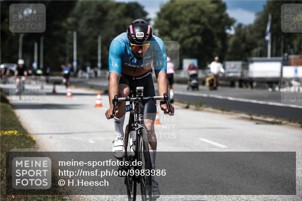 16.08.2026 - KN Förde Triathlon 2026 H.Heesch http://msf.ph/oto/9983986 16.08.2026 12:56:51 Radfahren 539, 568, 612 meine-sportfotos.de