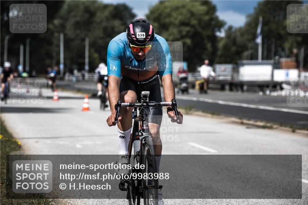 16.08.2026 - KN Förde Triathlon 2026 H.Heesch http://msf.ph/oto/9983988 16.08.2026 12:56:51 Radfahren 539, 568, 612 meine-sportfotos.de