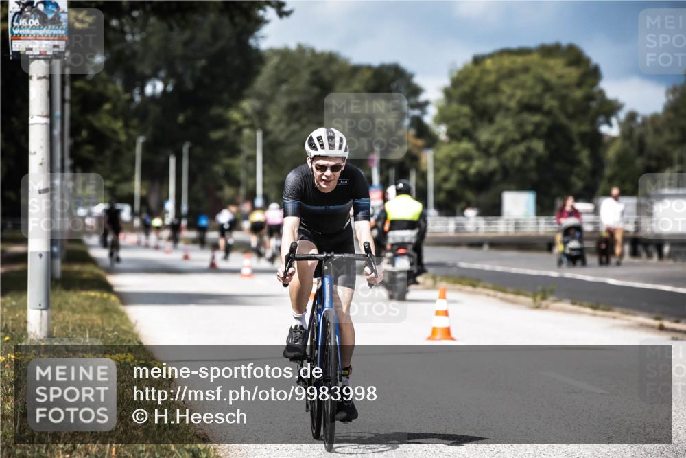 16.08.2026 - KN Förde Triathlon 2026 H.Heesch http://msf.ph/oto/9983998 16.08.2026 12:56:56 Radfahren 511, 583, 745 meine-sportfotos.de