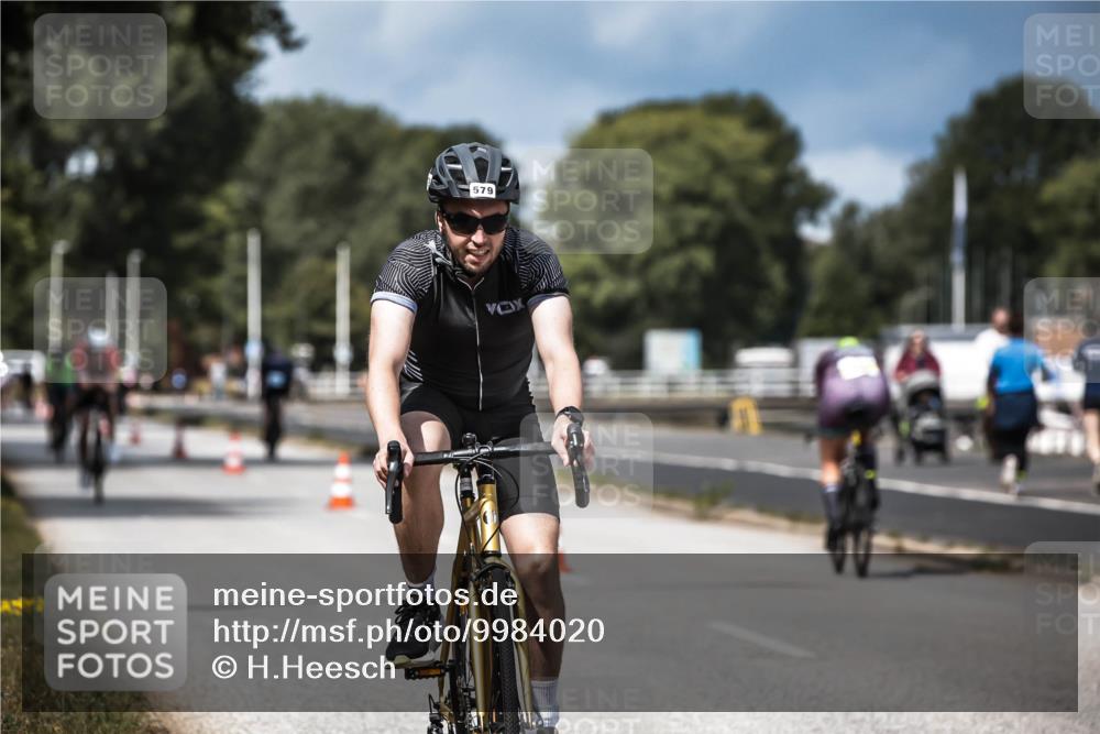 16.08.2026 - KN Förde Triathlon 2026 H.Heesch http://msf.ph/oto/9984020 16.08.2026 12:57:06 Radfahren 523, 527, 579, 581 meine-sportfotos.de