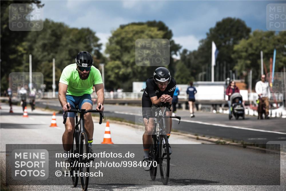 16.08.2026 - KN Förde Triathlon 2026 H.Heesch http://msf.ph/oto/9984070 16.08.2026 12:57:12 Radfahren 519, 523, 530, 543, 581, 603, 706, 721 meine-sportfotos.de