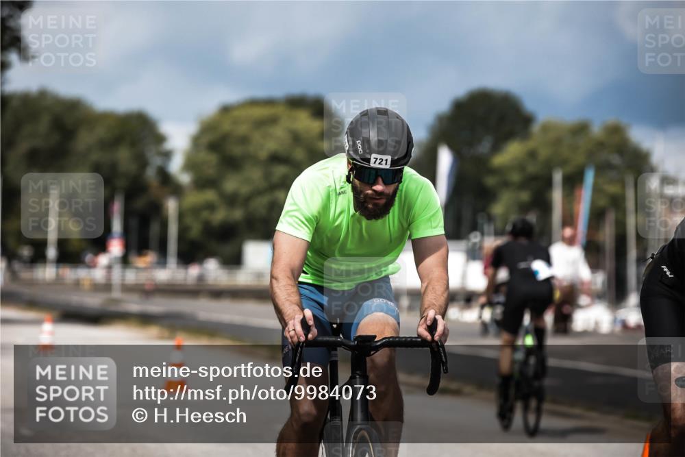 16.08.2026 - KN Förde Triathlon 2026 H.Heesch http://msf.ph/oto/9984073 16.08.2026 12:57:13 Radfahren 519, 523, 530, 543, 603, 706, 721 meine-sportfotos.de
