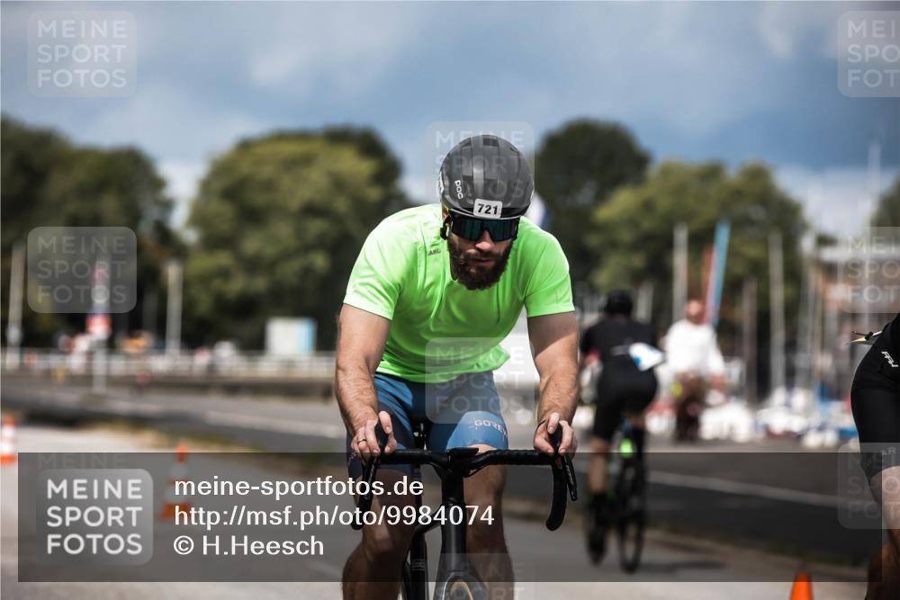 16.08.2026 - KN Förde Triathlon 2026 H.Heesch http://msf.ph/oto/9984074 16.08.2026 12:57:13 Radfahren 519, 523, 530, 543, 603, 706, 721 meine-sportfotos.de