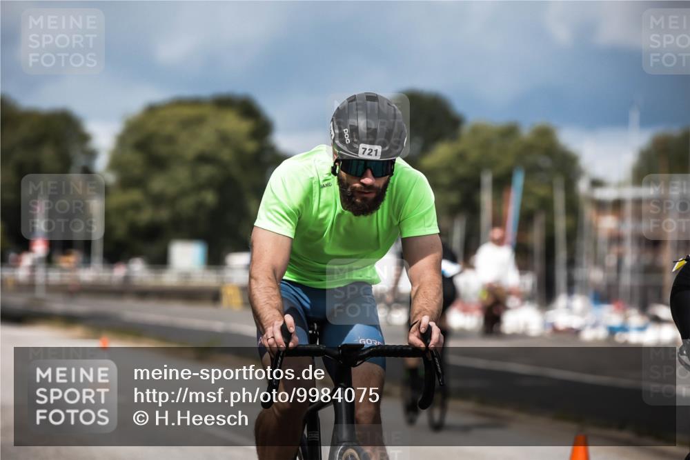 16.08.2026 - KN Förde Triathlon 2026 H.Heesch http://msf.ph/oto/9984075 16.08.2026 12:57:13 Radfahren 519, 523, 530, 543, 603, 706, 721 meine-sportfotos.de