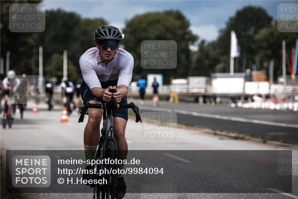 16.08.2026 - KN Förde Triathlon 2026 H.Heesch http://msf.ph/oto/9984094 16.08.2026 12:57:22 Radfahren 196, 501, 507, 514, 520, 565, 566 meine-sportfotos.de