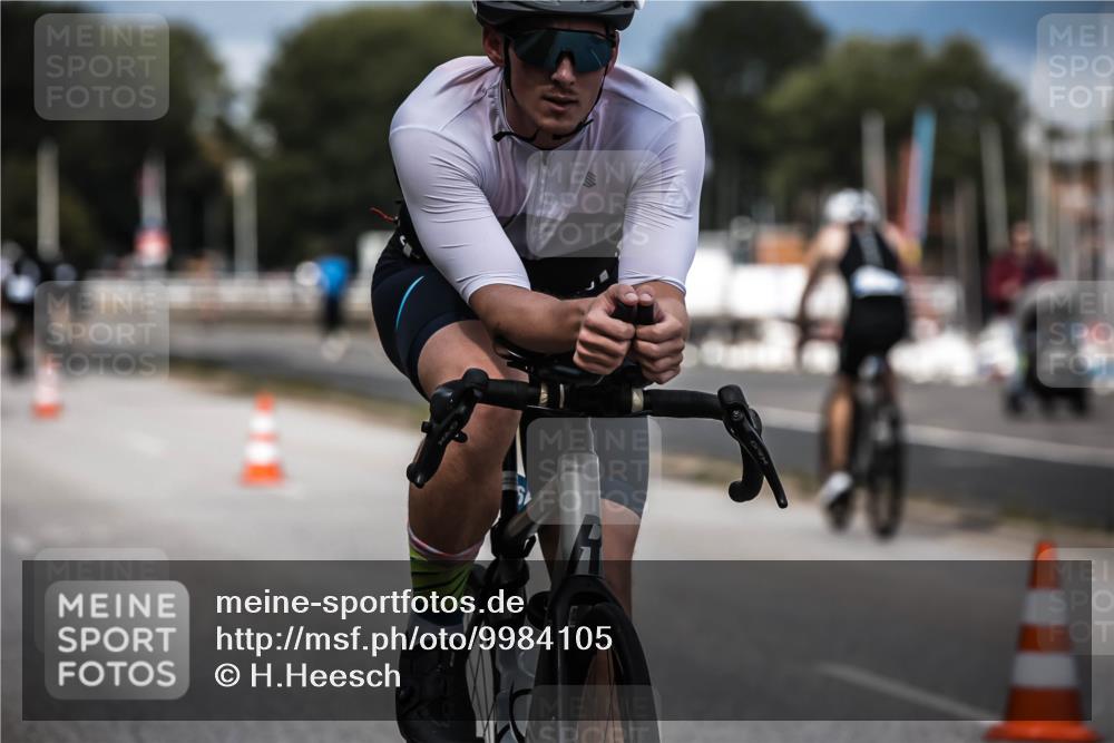 16.08.2026 - KN Förde Triathlon 2026 H.Heesch http://msf.ph/oto/9984105 16.08.2026 12:57:22 Radfahren 196, 501, 507, 514, 520, 565, 566 meine-sportfotos.de