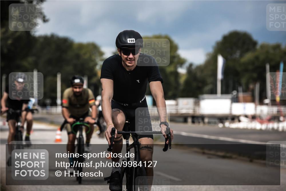 16.08.2026 - KN Förde Triathlon 2026 H.Heesch http://msf.ph/oto/9984127 16.08.2026 12:57:26 Radfahren 196, 514, 520, 565, 591, 605 meine-sportfotos.de