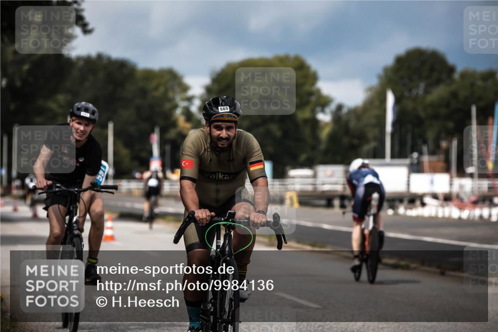 16.08.2026 - KN Förde Triathlon 2026 H.Heesch http://msf.ph/oto/9984136 16.08.2026 12:57:27 Radfahren 196, 514, 520, 565, 578, 591, 605 meine-sportfotos.de