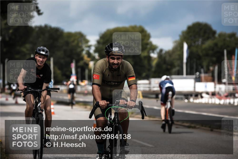 16.08.2026 - KN Förde Triathlon 2026 H.Heesch http://msf.ph/oto/9984138 16.08.2026 12:57:27 Radfahren 196, 514, 520, 565, 578, 591, 605 meine-sportfotos.de