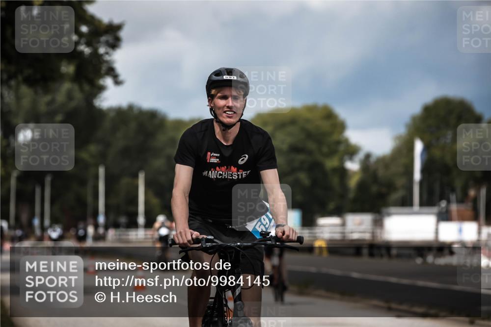 16.08.2026 - KN Förde Triathlon 2026 H.Heesch http://msf.ph/oto/9984145 16.08.2026 12:57:28 Radfahren 196, 514, 520, 565, 578, 591, 601, 605 meine-sportfotos.de