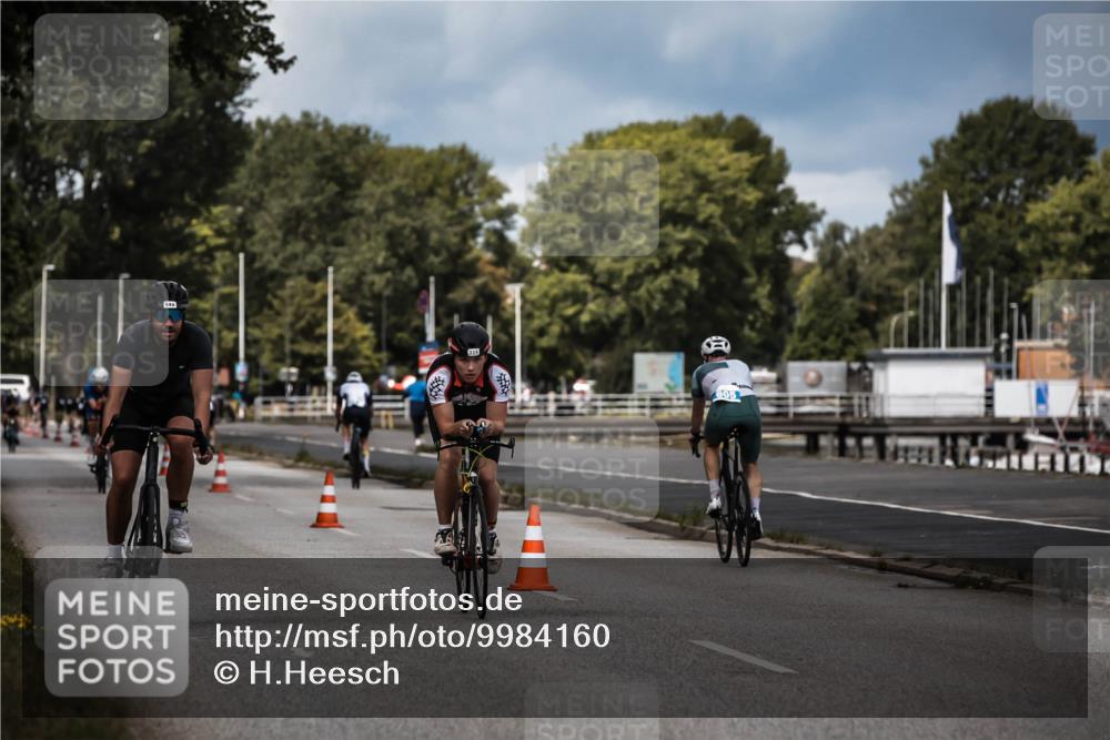 16.08.2026 - KN Förde Triathlon 2026 H.Heesch http://msf.ph/oto/9984160 16.08.2026 12:57:38 Radfahren 576, 586, 711 meine-sportfotos.de