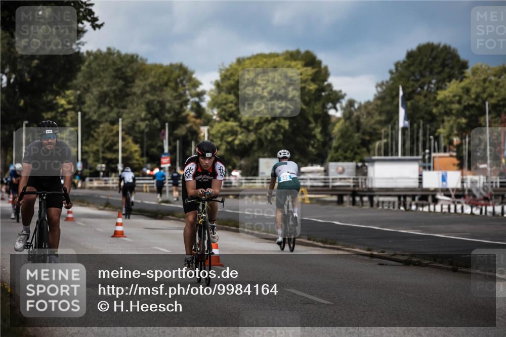 16.08.2026 - KN Förde Triathlon 2026 H.Heesch http://msf.ph/oto/9984164 16.08.2026 12:57:39 Radfahren 576, 586, 711 meine-sportfotos.de
