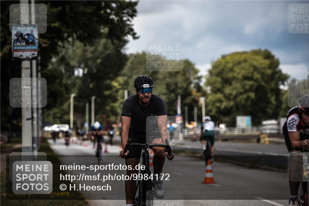 16.08.2026 - KN Förde Triathlon 2026 H.Heesch http://msf.ph/oto/9984172 16.08.2026 12:57:40 Radfahren 576, 586, 711 meine-sportfotos.de