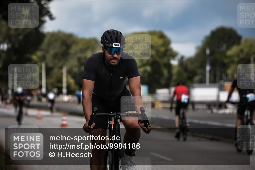16.08.2026 - KN Förde Triathlon 2026 H.Heesch http://msf.ph/oto/9984186 16.08.2026 12:57:40 Radfahren 576, 586, 711 meine-sportfotos.de
