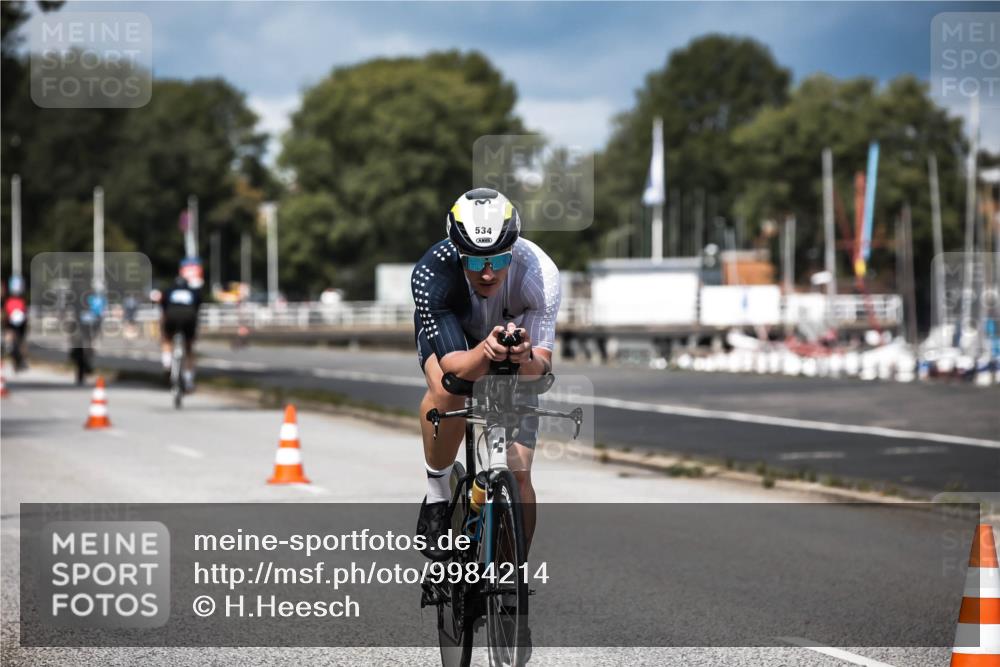 16.08.2026 - KN Förde Triathlon 2026 H.Heesch http://msf.ph/oto/9984214 16.08.2026 12:57:50 Radfahren 362, 534, 542, 746 meine-sportfotos.de