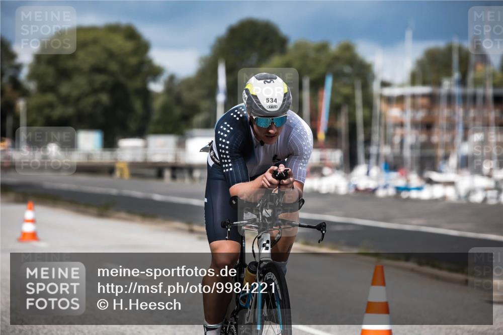 16.08.2026 - KN Förde Triathlon 2026 H.Heesch http://msf.ph/oto/9984221 16.08.2026 12:57:50 Radfahren 362, 534, 542, 746 meine-sportfotos.de