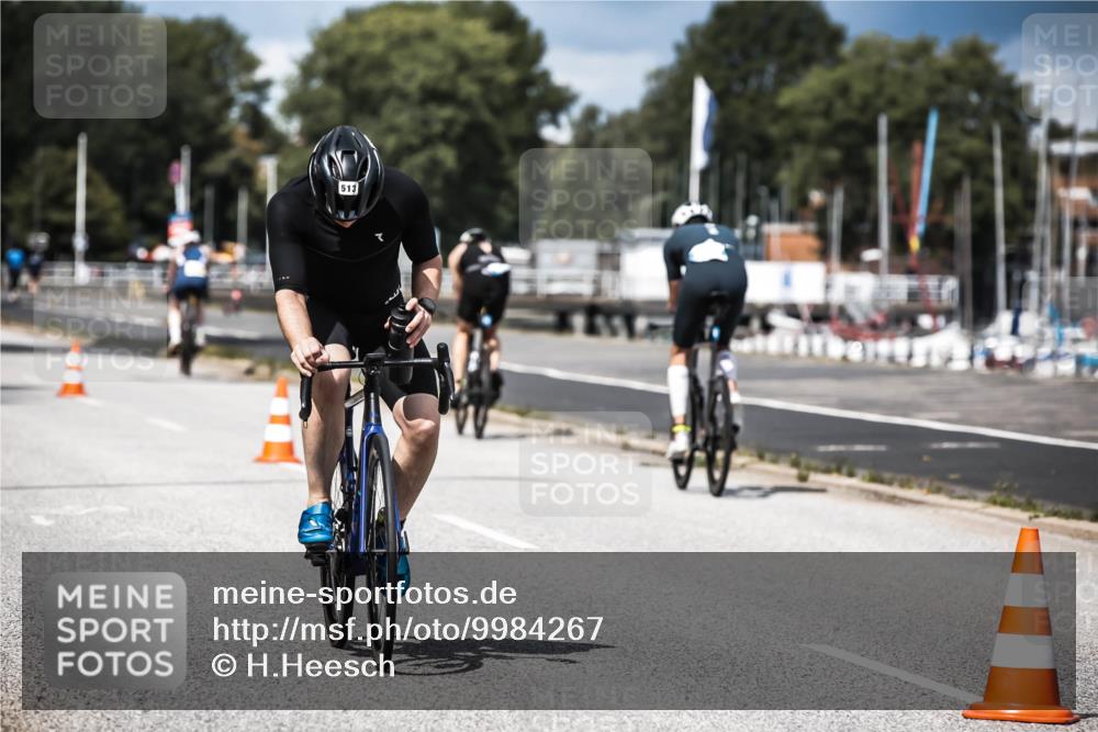 16.08.2026 - KN Förde Triathlon 2026 H.Heesch http://msf.ph/oto/9984267 16.08.2026 12:58:02 Radfahren 513, 589, 722, 727, 729, 735, 740 meine-sportfotos.de