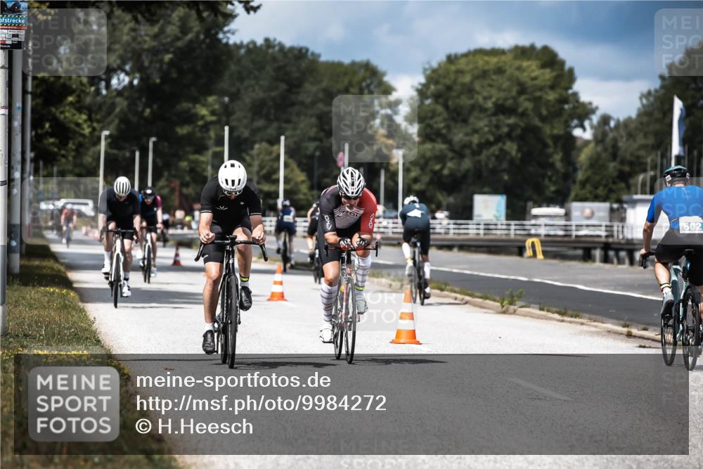 16.08.2026 - KN Förde Triathlon 2026 H.Heesch http://msf.ph/oto/9984272 16.08.2026 12:58:05 Radfahren 509, 513, 722, 724, 727, 735, 740 meine-sportfotos.de