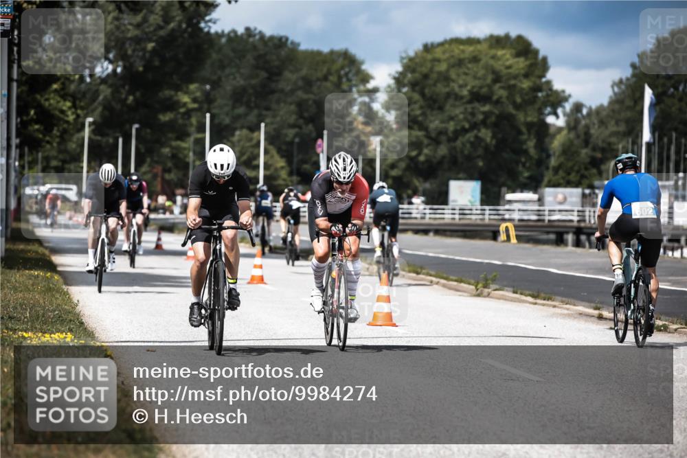 16.08.2026 - KN Förde Triathlon 2026 H.Heesch http://msf.ph/oto/9984274 16.08.2026 12:58:05 Radfahren 509, 513, 722, 724, 727, 735, 740 meine-sportfotos.de