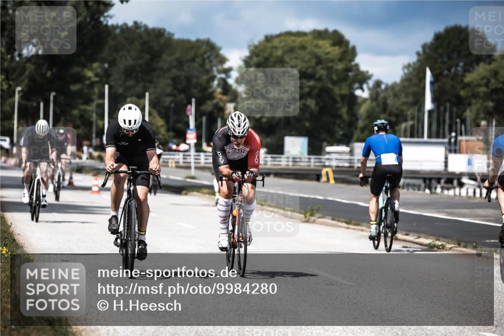 16.08.2026 - KN Förde Triathlon 2026 H.Heesch http://msf.ph/oto/9984280 16.08.2026 12:58:05 Radfahren 509, 513, 722, 724, 727, 735, 740 meine-sportfotos.de