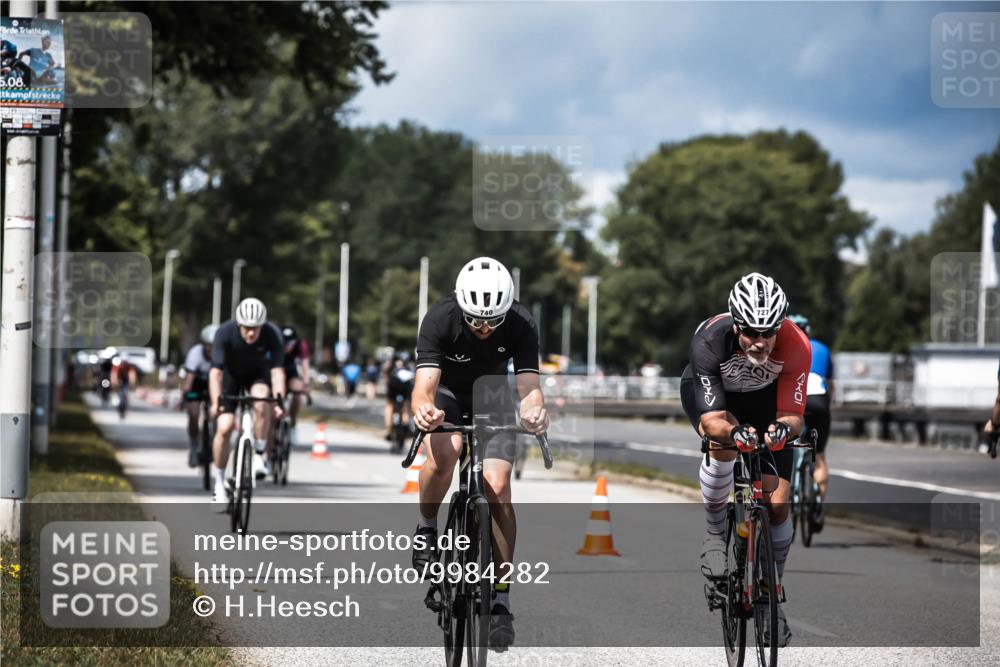 16.08.2026 - KN Förde Triathlon 2026 H.Heesch http://msf.ph/oto/9984282 16.08.2026 12:58:05 Radfahren 509, 513, 722, 724, 727, 735, 740 meine-sportfotos.de