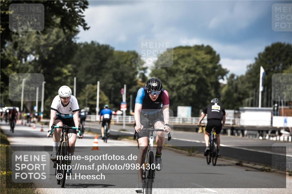 16.08.2026 - KN Förde Triathlon 2026 H.Heesch http://msf.ph/oto/9984304 16.08.2026 12:58:09 Radfahren 509, 720, 722, 724, 727, 735, 740 meine-sportfotos.de