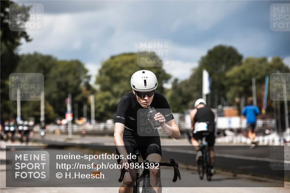 16.08.2026 - KN Förde Triathlon 2026 H.Heesch http://msf.ph/oto/9984392 16.08.2026 12:58:36 Radfahren 528, 540, 547, 552, 611, 704, 714 meine-sportfotos.de
