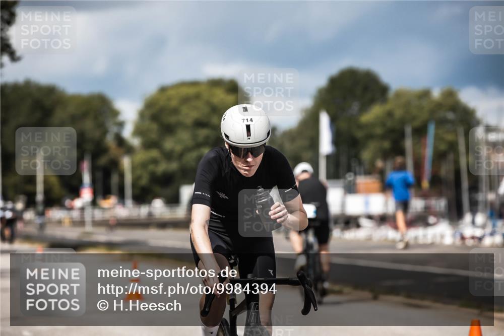 16.08.2026 - KN Förde Triathlon 2026 H.Heesch http://msf.ph/oto/9984394 16.08.2026 12:58:36 Radfahren 528, 540, 547, 552, 611, 704, 714 meine-sportfotos.de