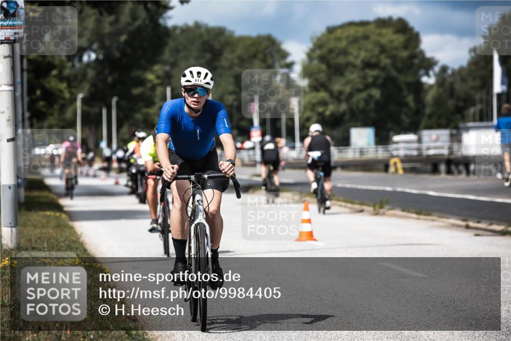 16.08.2026 - KN Förde Triathlon 2026 H.Heesch http://msf.ph/oto/9984405 16.08.2026 12:58:39 Radfahren 528, 540, 552, 611, 704, 714 meine-sportfotos.de