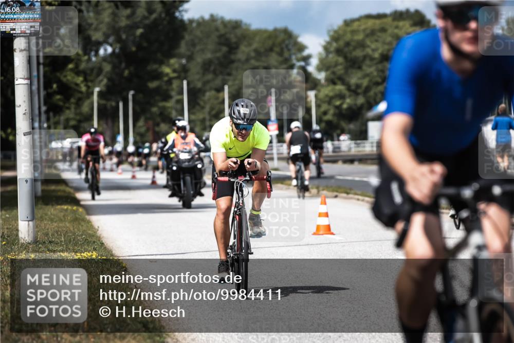 16.08.2026 - KN Förde Triathlon 2026 H.Heesch http://msf.ph/oto/9984411 16.08.2026 12:58:40 Radfahren 528, 552, 611, 714 meine-sportfotos.de