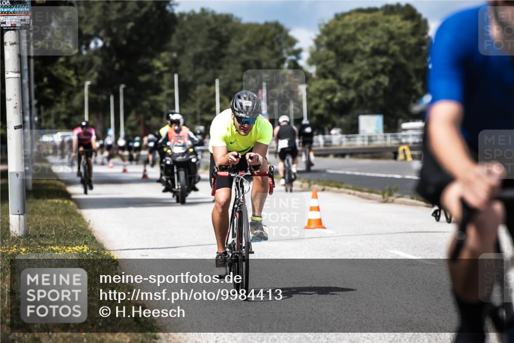 16.08.2026 - KN Förde Triathlon 2026 H.Heesch http://msf.ph/oto/9984413 16.08.2026 12:58:40 Radfahren 528, 552, 611, 714 meine-sportfotos.de