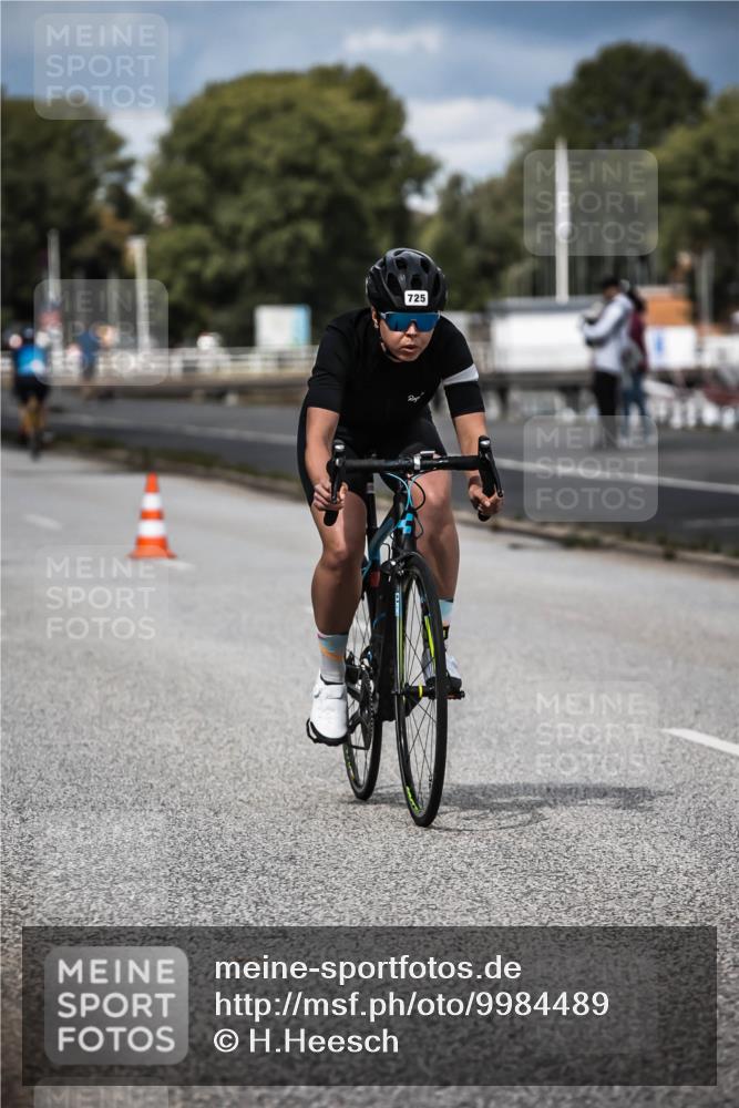 16.08.2026 - KN Förde Triathlon 2026 H.Heesch http://msf.ph/oto/9984489 16.08.2026 12:58:59 Radfahren 511, 522, 592, 725, 737 meine-sportfotos.de