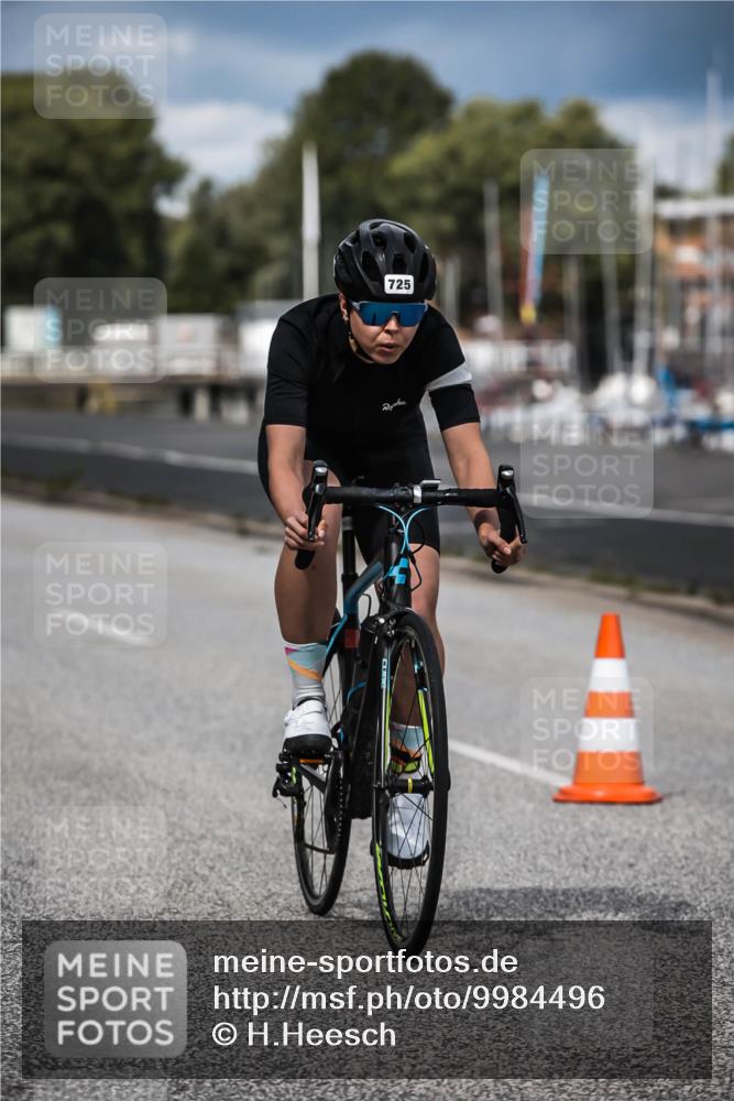 16.08.2026 - KN Förde Triathlon 2026 H.Heesch http://msf.ph/oto/9984496 16.08.2026 12:59:00 Radfahren 511, 522, 592, 725, 737 meine-sportfotos.de