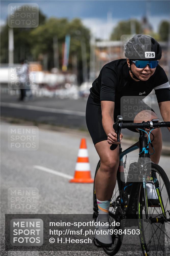 16.08.2026 - KN Förde Triathlon 2026 H.Heesch http://msf.ph/oto/9984503 16.08.2026 12:59:00 Radfahren 511, 522, 592, 725, 737 meine-sportfotos.de