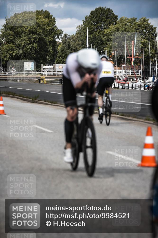 16.08.2026 - KN Förde Triathlon 2026 H.Heesch http://msf.ph/oto/9984521 16.08.2026 12:59:03 Radfahren 511, 592, 723, 725 meine-sportfotos.de