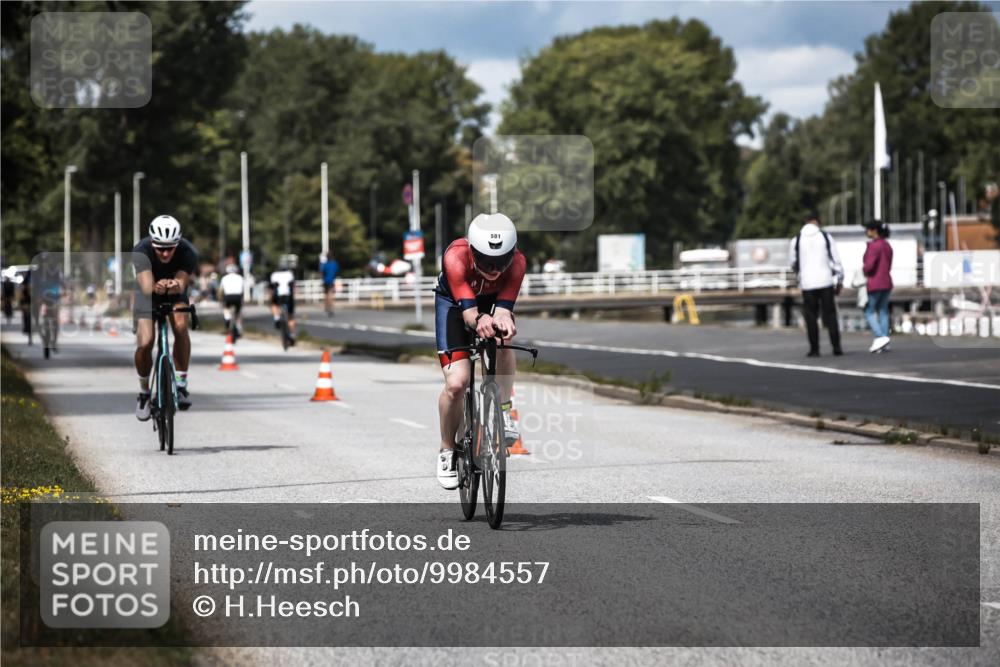 16.08.2026 - KN Förde Triathlon 2026 H.Heesch http://msf.ph/oto/9984557 16.08.2026 12:59:12 Radfahren 501, 530, 718, 731, 745 meine-sportfotos.de