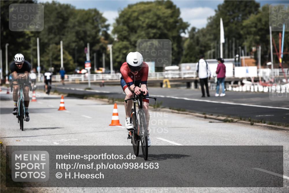 16.08.2026 - KN Förde Triathlon 2026 H.Heesch http://msf.ph/oto/9984563 16.08.2026 12:59:12 Radfahren 501, 530, 718, 731, 745 meine-sportfotos.de
