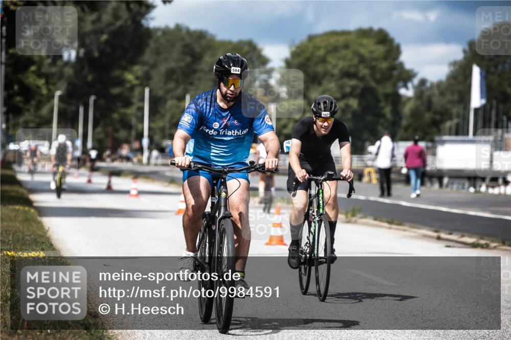 16.08.2026 - KN Förde Triathlon 2026 H.Heesch http://msf.ph/oto/9984591 16.08.2026 12:59:21 Radfahren 527, 541, 584, 730 meine-sportfotos.de