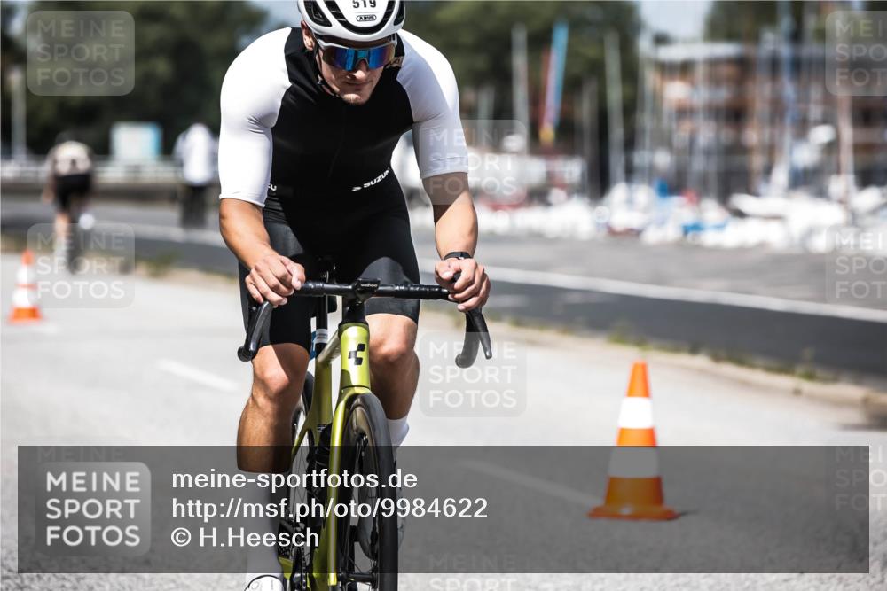 16.08.2026 - KN Förde Triathlon 2026 H.Heesch http://msf.ph/oto/9984622 16.08.2026 12:59:27 Radfahren 519, 541, 710 meine-sportfotos.de