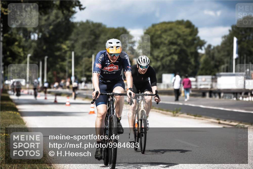 16.08.2026 - KN Förde Triathlon 2026 H.Heesch http://msf.ph/oto/9984633 16.08.2026 12:59:34 Radfahren 543, 598, 612, 710 meine-sportfotos.de