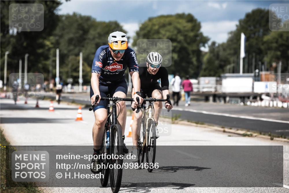 16.08.2026 - KN Förde Triathlon 2026 H.Heesch http://msf.ph/oto/9984636 16.08.2026 12:59:35 Radfahren 543, 598, 612 meine-sportfotos.de