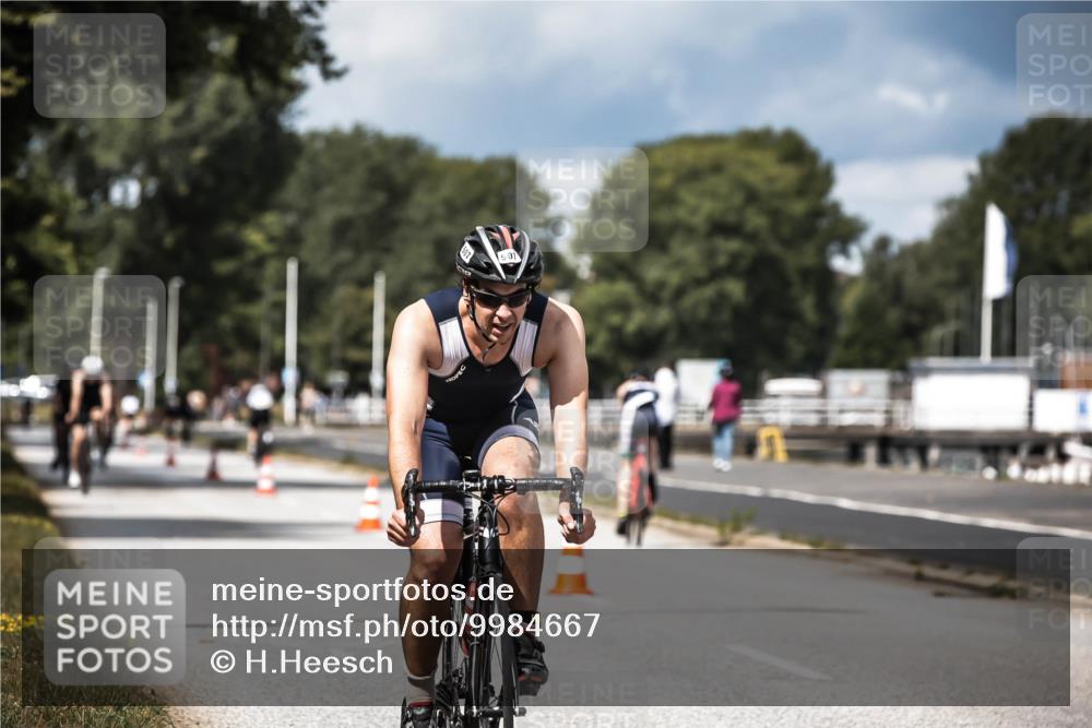 16.08.2026 - KN Förde Triathlon 2026 H.Heesch http://msf.ph/oto/9984667 16.08.2026 12:59:45 Radfahren 362, 506, 507, 520 meine-sportfotos.de